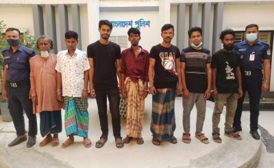 ময়মনসিংহ কোতোয়ালী অভিযানে ওয়ারেন্টভুক্ত, মাদক ব্যবসায়ীসহ গ্রেফতার ৮