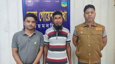 টাকার বিনিময়ে আর্মিতে চাকুরী দেয়ার নামে প্রতারনাঃ ২লাখ ২০ হাজার টাকাসহ দুই প্রতারক গ্রেফতার