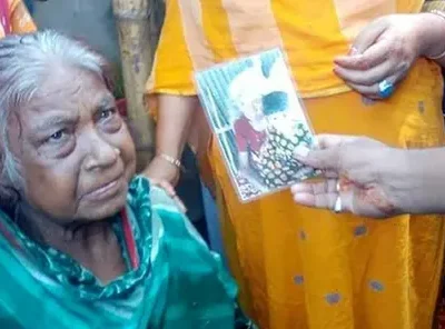 দাফনের ৯ মাস পর বৃদ্ধার কবর থেকে উঠে আসা খবরটি গুজব