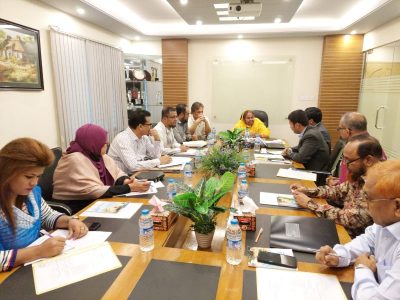 ঢাকায় বিদেশী দাতা সংস্থার প্রতিনিধির সাথে টিএমএসএসের কর্মকর্তাদের মতবিনিময়
