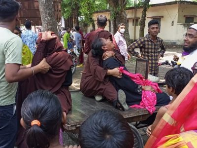 ফুলবাড়ীয়ায় পিকআপ-মোটরসাইকেলের মুখোমুখি সংঘর্যে ২ কলেজ শিক্ষার্থী নিহত