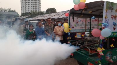 গাড়িচালিত ডাবল সিলিন্ডার ফগার মেশিনে মশক নিধন অভিযানের উদ্বোধন করলেন মেয়র টিটু