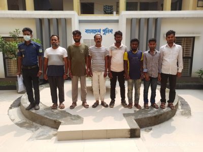 ময়মনসিংহ কোতোয়ালী পুলিশের অভিযানে সাজাপ্রাপ্ত ও মাদক ব্যবসায়ী সহ গ্রেফতার ১২
