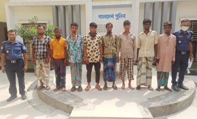 ময়মনসিংহ কোতোয়ালী পুলিশের অভিযানে ৬ জুয়াড়িসহ গ্রেফতার ৯
