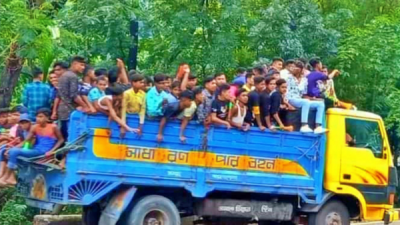 উচ্চশব্দে ডিজে গান বাজিয়ে পিকআপে নাচানাচির জন্য জরিমানা