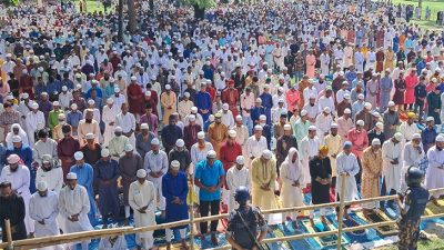 শোলাকিয়া দেশের সর্ববৃহৎ ঈদুল আজহার জামাত অনুষ্ঠিত
