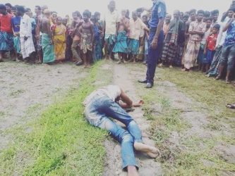 ময়মনসিংহের ফুলবাড়িয়ায় যুবককে গলা কেটে হত্যা