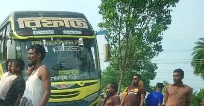 ত্রিশালে মহাসড়কের ডিভাইডারে কাজ করার সময় বাস চাপায় এক শ্রমিক নিহত
