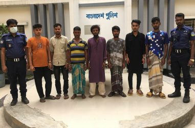 ময়মনসিংহ কোতোয়ালী মডেল থানার অভিযানে গ্রেফতার ৯
