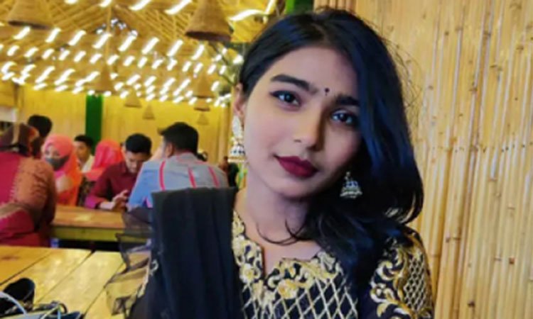 রেপিস্ট লিখে শিক্ষার্থীর আত্মহত্যা, বাবা গ্রেফতার