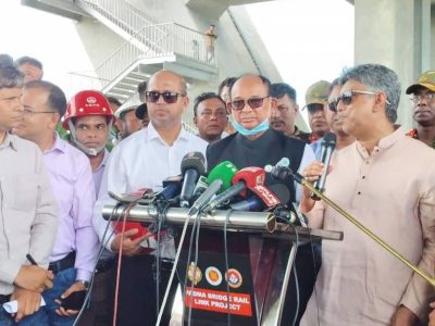 পদ্মা সেতুতে রেল ট্র্যাক বসানোর কাজ শুরু