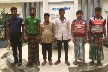 ময়মনসিংহ কোতোয়ালী  পুলিশের অভিযানে সাজাপ্রাপ্তসহ গ্রেফতার ৬