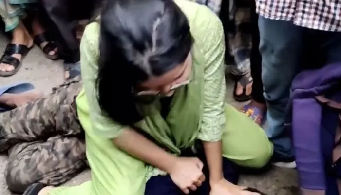 কাওরানবাজারে ভার্সিটির ছাত্রীর মোবাইল ছিনতাই: ২ ছিনতাইকারীর কারাদণ্ড