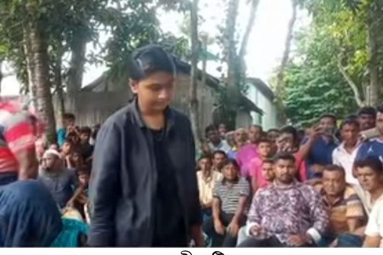 ফুলবাড়ীয়ায় সমকামীর সাথে এসএসসি পরিক্ষার্থী উধাও
