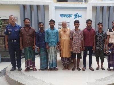 ময়মনসিংহ কোতোয়ালী পুলিশের অভিযানে ৪ জুয়াড়িসহ গ্রেফতার ৮