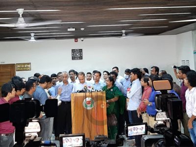গাইবান্ধা-৫ আসনের উপ-নির্বাচনে ভোটগ্রহণ বন্ধ করেছে-ইসি
