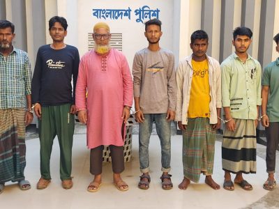 ময়মনসিংহে রং ছিটিয়ে বোকা বানিয়ে ব্যবসায়ীর টাকা নিয়ে গেছে প্রতারক