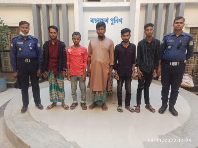 ময়মনসিংহ কোতোয়ালী পুলিশের অভিযানে সাজাপ্রাপ্তসহ গ্রেফতার ৬