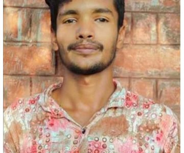 গফরগাঁওয়ে পতাকা টাঙাতে গিয়ে বিদ্যুৎস্পৃষ্টে আর্জেন্টিনার সমর্থকের মৃত্যু