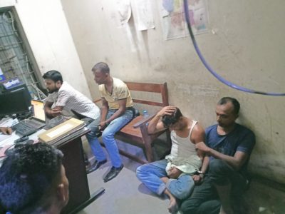ঈশ্বরগঞ্জে ডিবি পুলিশ পরিচয়ে অপহরন, জনতার হাতে আটক ৪