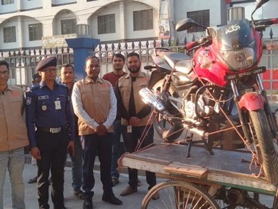 বিকৃত যৌনাচার থেকে বাঁচতে ব্যবসায়ীকে হত্যা করে এক কিশোর