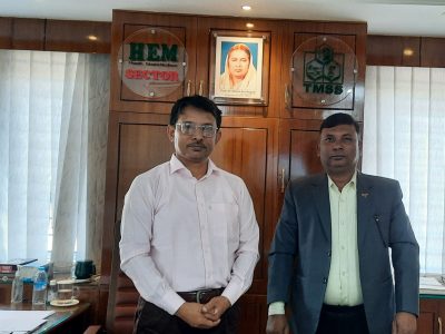 বগুড়ায় টিএমএসএসের উপনির্বাহী পরিচালকের সাথে আঃ খালেক খানের মতবিনিময়