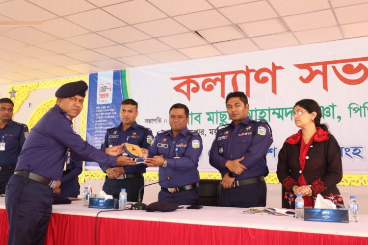 আবারো শ্রেষ্ঠ হলেন ময়মনসিংহের কোতোয়ালী থানার ওসি