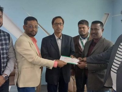 পোল্ট্রি প্রকল্পের আওতায় হাঁসের বাচ্চা সরবরাহে হ্যাচারী স্থাপন ও ভ্যাকসিন হাব উন্নয়নে চেক বিরতণ