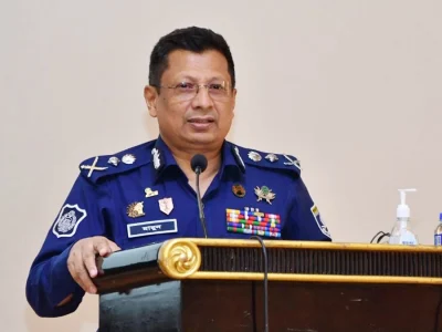 আইজিপি হিসেবে আব্দুল্লাহ আল মামুনের মেয়াদ আরও দেড় বছর বাড়ল