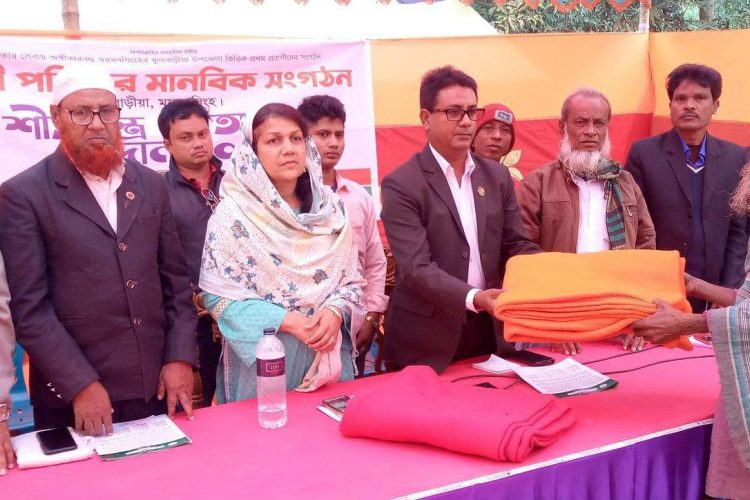 কালাদহ ইউনিয়নে প্রবাসী পরিবার মানবিক সংগঠনের শীত বস্ত্র ও অর্থ বিতরণ