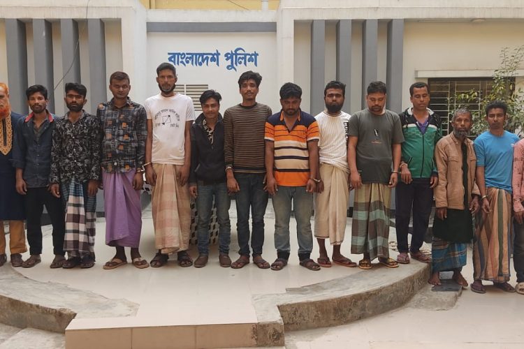 ময়মনসিংহে পুলিশের অভিযানে পরোয়ানা ভুক্তসহ বিভিন্ন অপরাধে গ্রেফতার ১৮