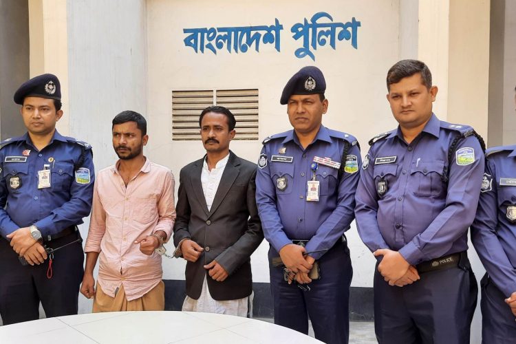 ময়মনসিংহে পুলিশ সদস্য খুনের রহস্য উদঘাটনঃ সহোদর ভাইসহ গ্রেফতার ২