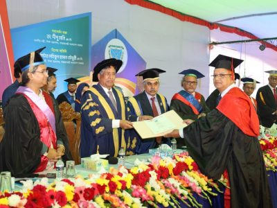 বাকৃবি ৮ম সমাবর্তনে কৃষিমন্ত্রী:  উন্নত কৃষি ব্যবস্থা গড়ে তুলতে কৃষি গ্র্যাজুয়েটদের প্রস্তুত করতে হবে
