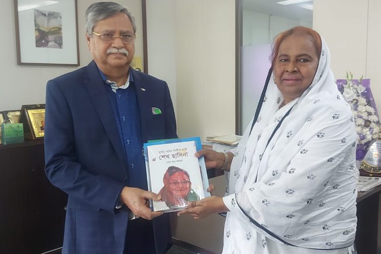 ঢাকায় নবনির্বাচিত মহামান্য রাষ্ট্রপতিকে অধ্যাপিকা ড.হোসনে আরা বেগমের অভিনন্দন