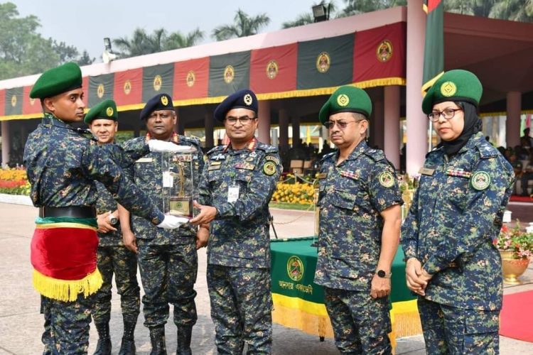 শফিপুর আনসার একাডেমিতে কর্মকর্তাদের প্রশিক্ষণ সমাপনী অনুষ্ঠিত