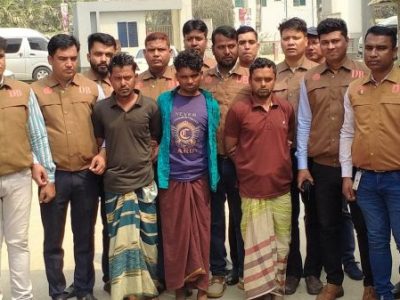 স্কুলছাত্রীকে গণধর্ষণ ও হত্যার ঘটনায় ৫ ধর্ষক গ্রেফতারঃ আদালতে স্বীকারোক্তি