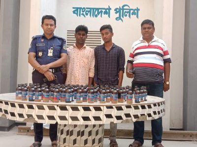 কোতোয়ালী পুলিশের অভিযানে ২জন মাদক ব্যবসায়ীসহ গ্রেফতার ৭ঃ ৭০ বোতল ফেনসিডিল উদ্ধার