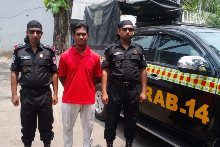 দীর্ঘ ১৩ বছর পর হত্যা মামলার যাবজ্জীবন সাজাপ্রাপ্ত পলাতক আসামী সাদ্দাম গ্রেফতার