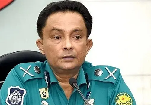 দুই-একজন পুলিশ সদস্যের খারাপ কাজের দায়িত্ব নেবে না পুলিশ বাহিনী -ডিএমপি কমিশনার