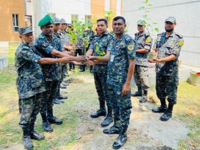 রাজশাহীতে আনসার ব্যাটালিয়ানে সৌন্দর্য বৃদ্ধিকরণে বৃক্ষ রোপণ