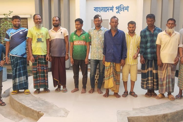 ময়মনসিংহে কোতোয়ালী পুলিশের অভিযানে পরোয়ানাভুক্তসহ গ্রেফতার ২৮