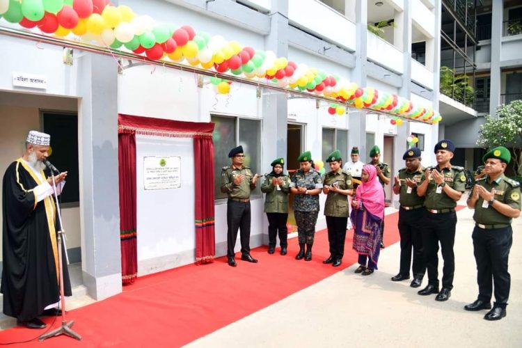 ঢাকায় আনসার ভিডিপি সদর দপ্তরে ডে-কেয়ার সেন্টার ও মহিলা আবাসন উদ্বোধন