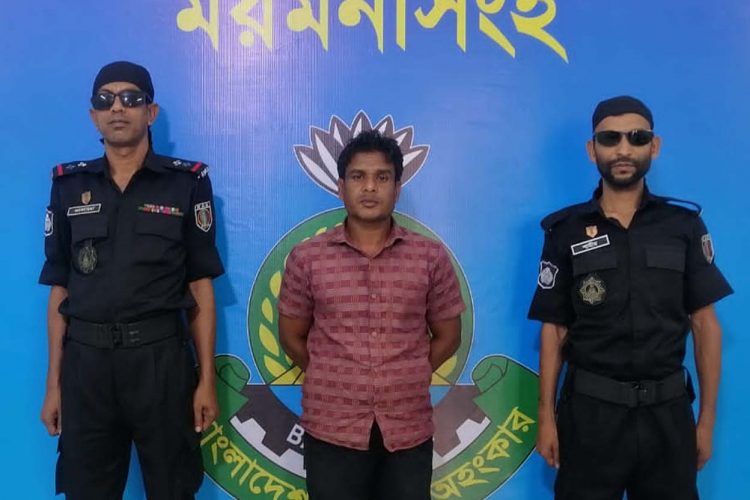 ময়মনসিংহের ধোবাউড়ায় চাঞ্চল্যকর হত্যা মামলার প্রধান আসামী গ্রেফতার