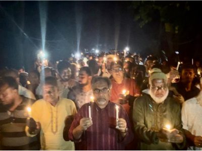 সৈয়দ এমরান সালেহ প্রিন্সের নেতৃত্বে হালুয়াঘাটে বিএনপির মোমবাতি মিছিল