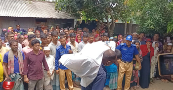 বসতঘর থেকে কৃষকের গলাকাটা মরদেহ, তার স্ত্রীকে বিবস্ত্র অবস্থায় ক্ষেত থেকে উদ্ধার