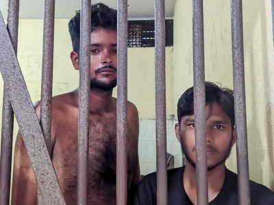সিএনজি থেকে অবৈধ চাঁদা আদায়কালে  চাঁদাবাজদের ধরলেন মসিক মেয়র