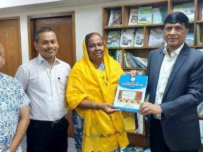 ঢাকায় পিকেএসএফের নবনিযুক্ত চেয়ারম্যানের সাথে টিএমএসএসের নির্বাহী পরিচালকের মতবিনিময়