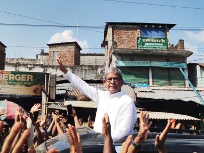 যারা জোর করে ক্ষমতা ধরে আছে তাদেরকে জোর করে ক্ষমতা থেকে সরাতে হবে : ফখরুল