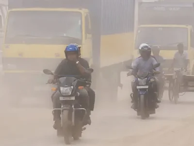 বায়ূ দূষণে শহরের তালিকায় ঢাকা শীর্ষে