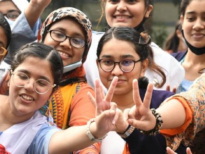 এইচএসসি ও সমমানের পরীক্ষায় সব বোর্ডে পাসের হার ৭৮.৬৪ঃ পাসের হারে মেয়েরা এগিয়ে
